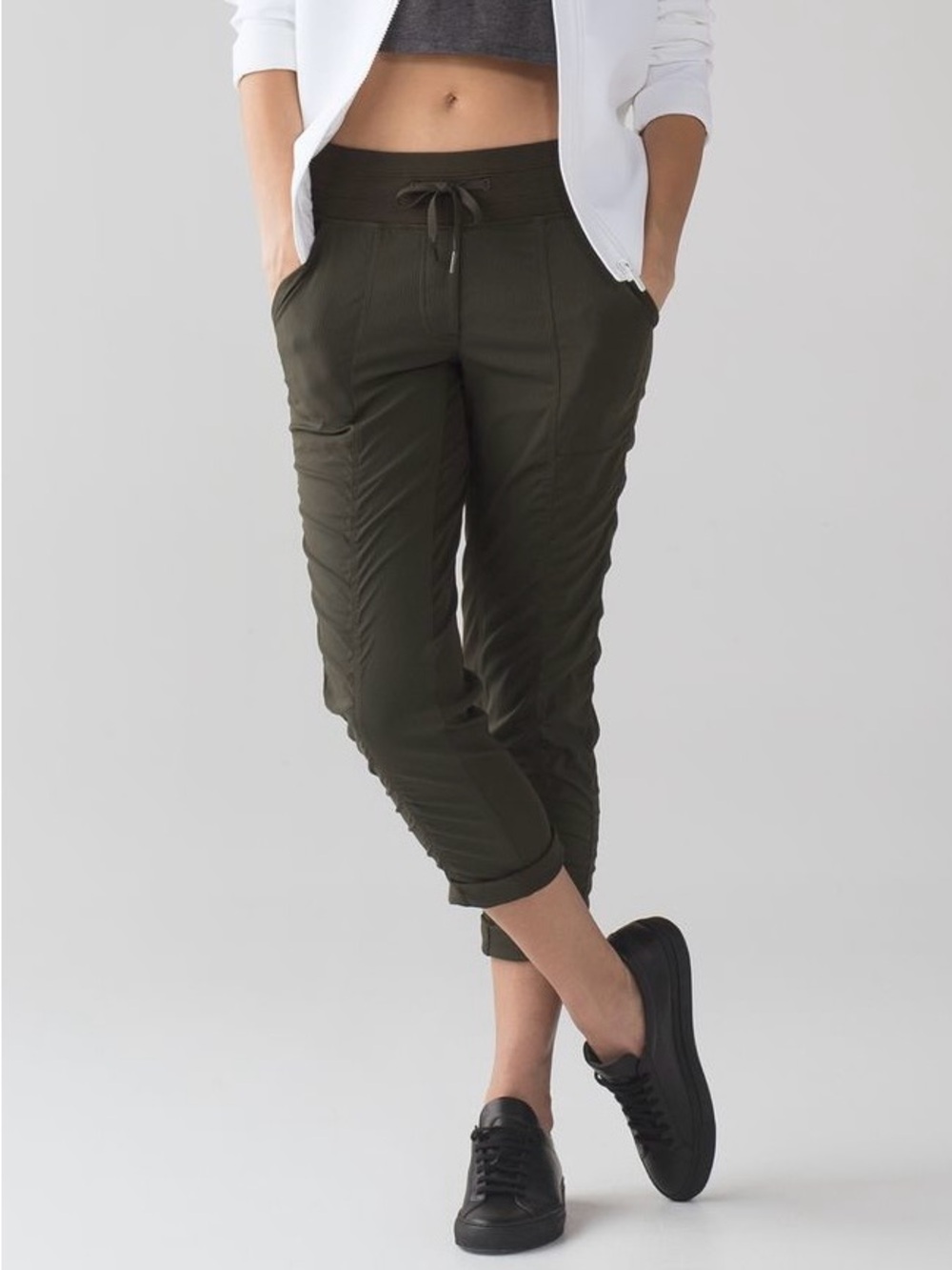 Rare Lululemon Street To Studio Mid-Rise Pant Size 6 Dark Olive
